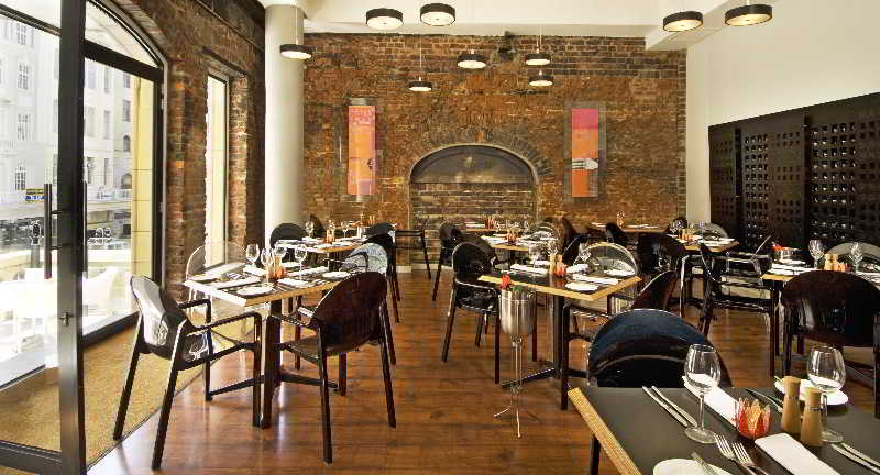 The Bijoux Aparthotel
