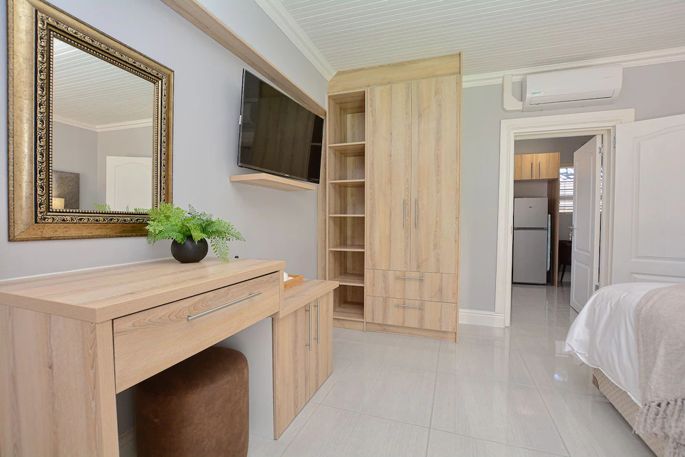 The Blue Sapphire Guesthouse