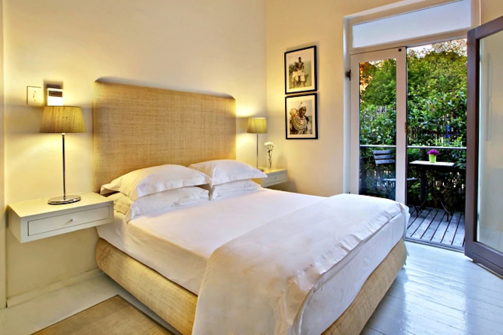 The Cape Standard Guest House