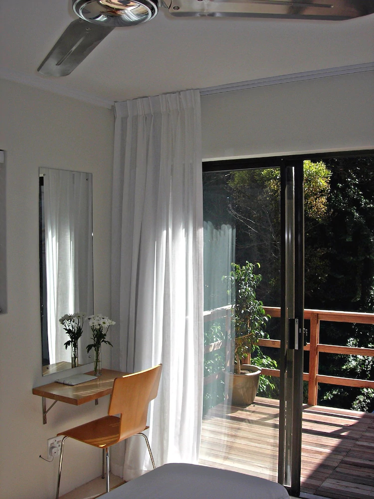 The Cape Standard Guest House