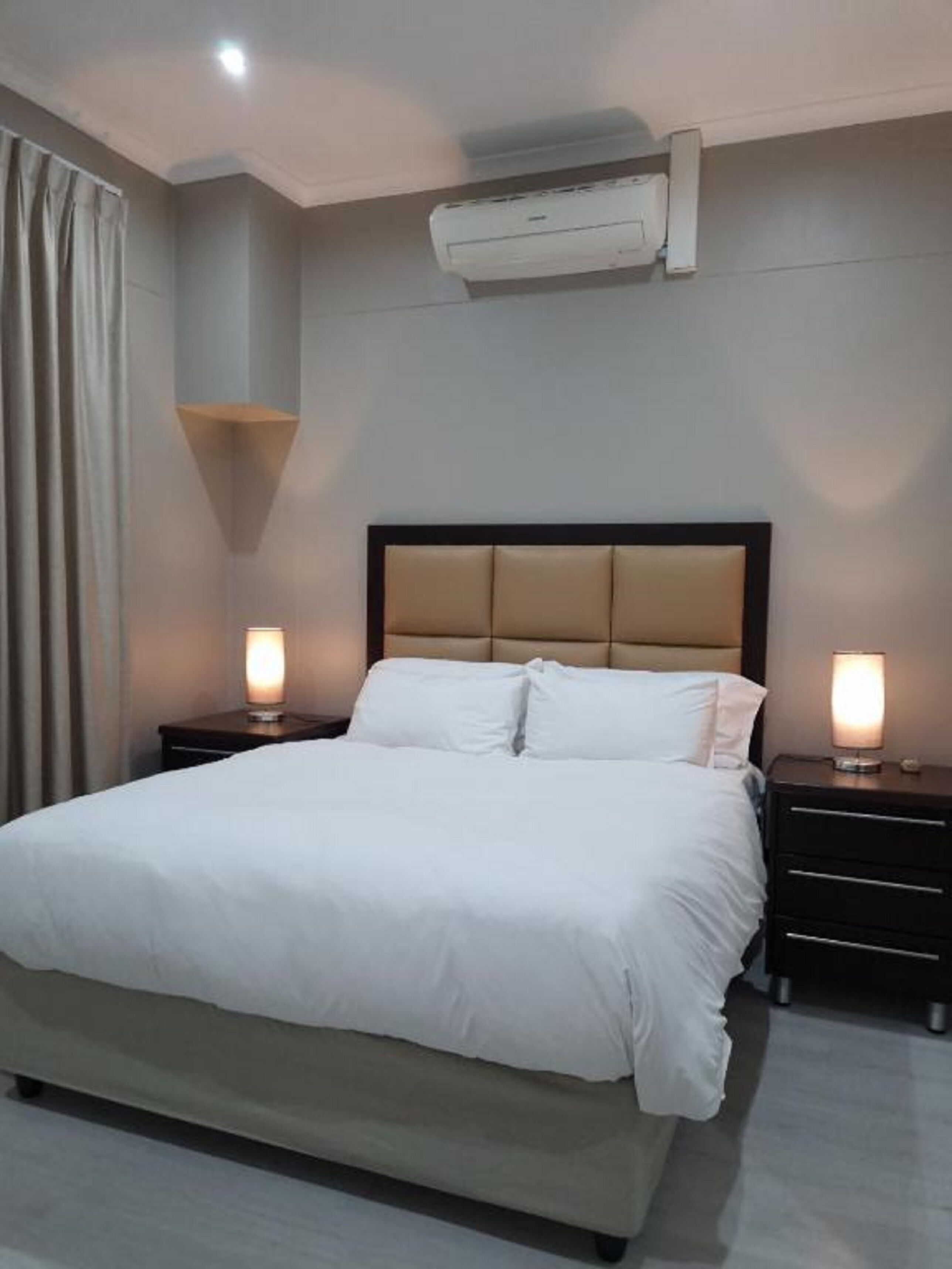 The Island Club by Smart City Stays