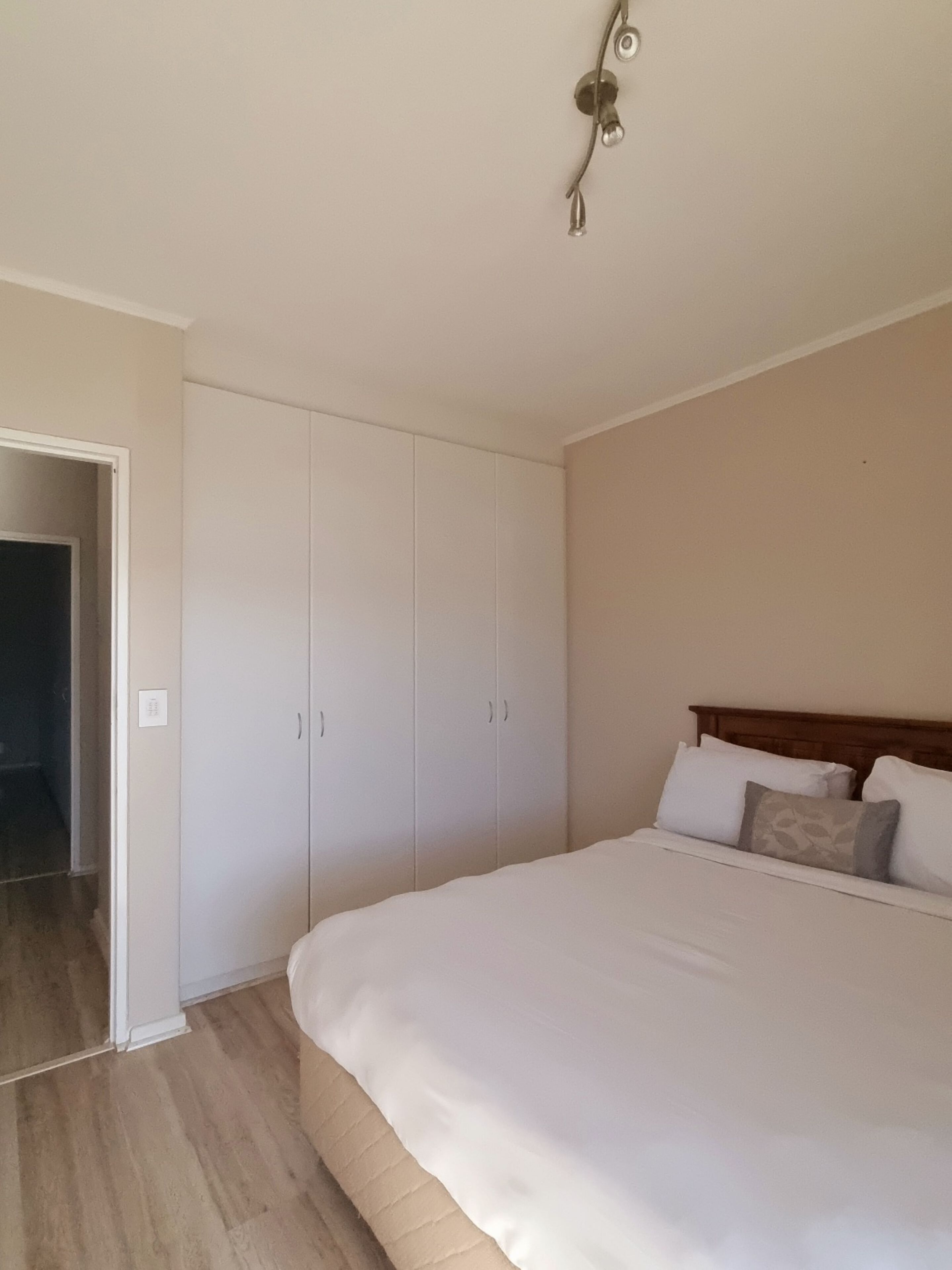 The Island Club by Smart City Stays