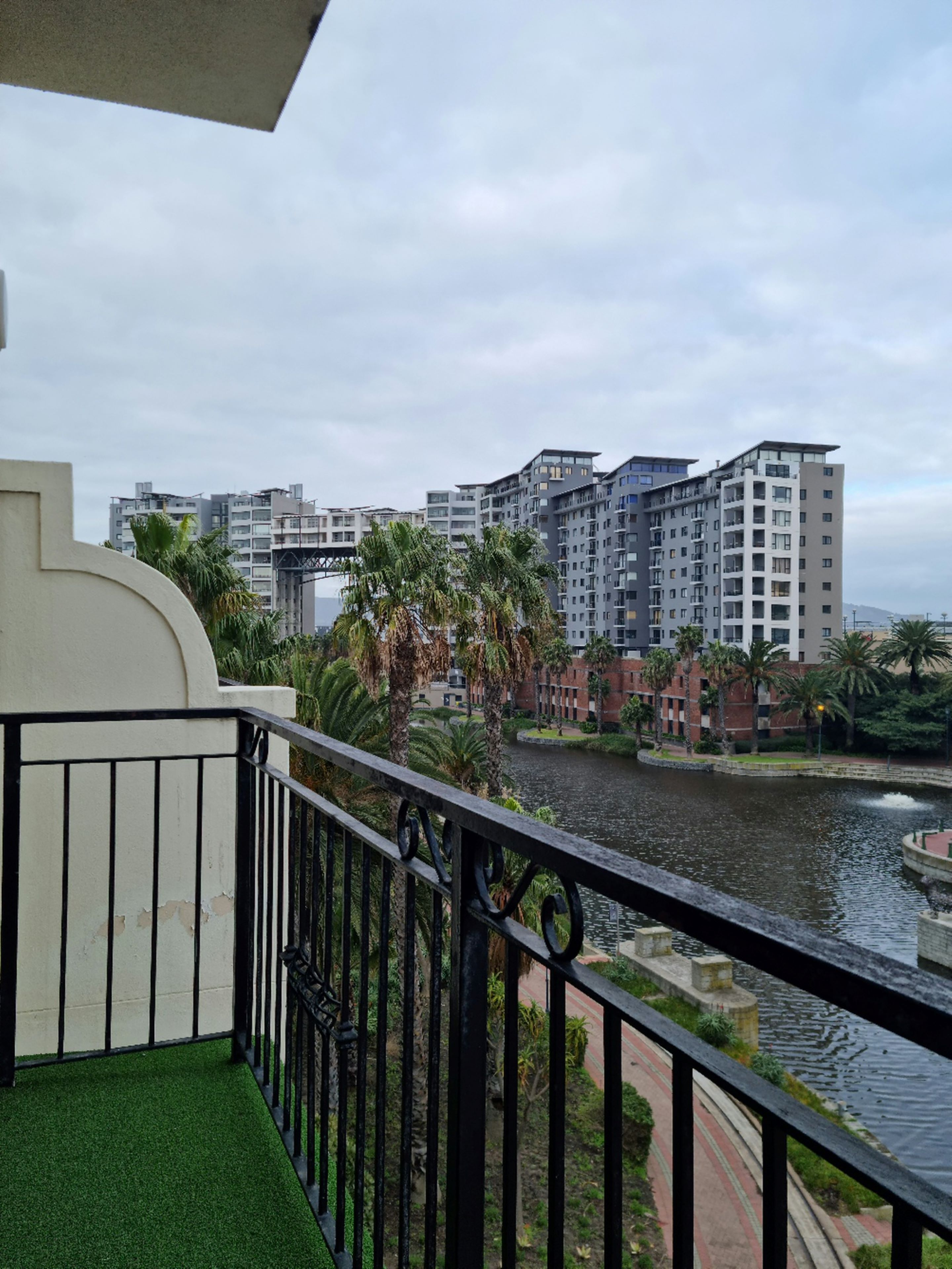 The Island Club by Smart City Stays