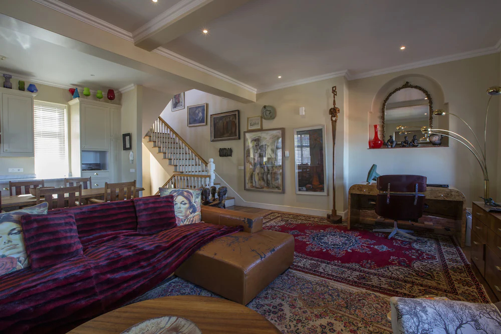 The Majestic Apartment