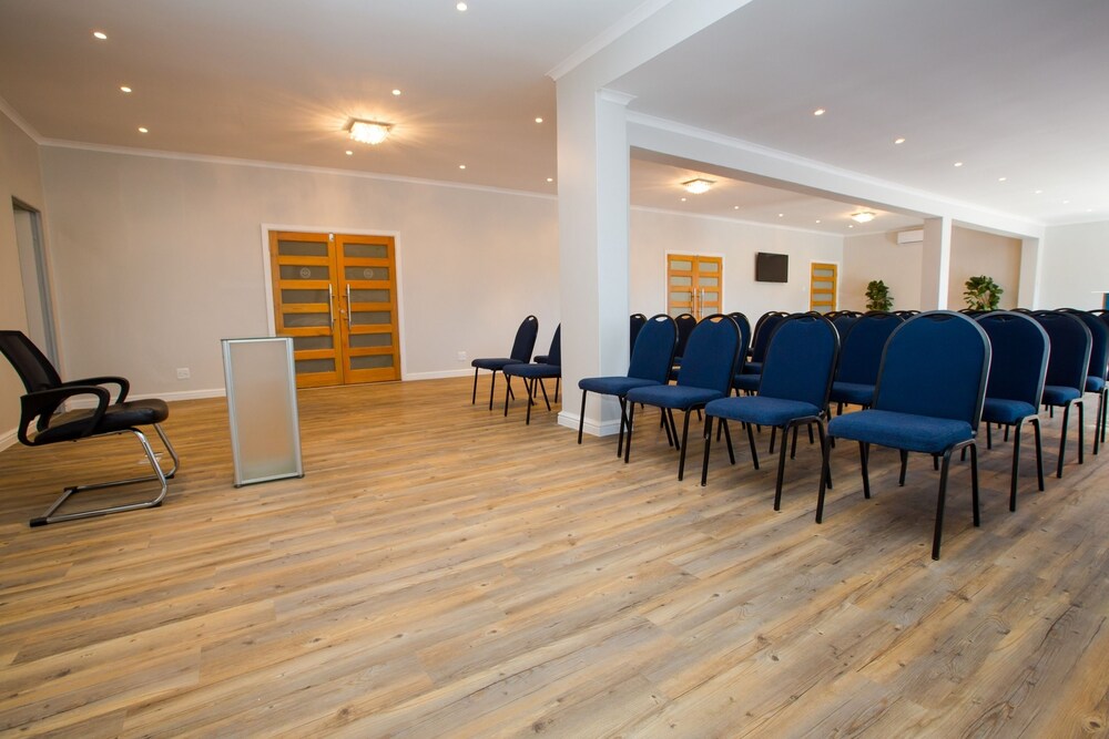 The New National Lodge & Conference