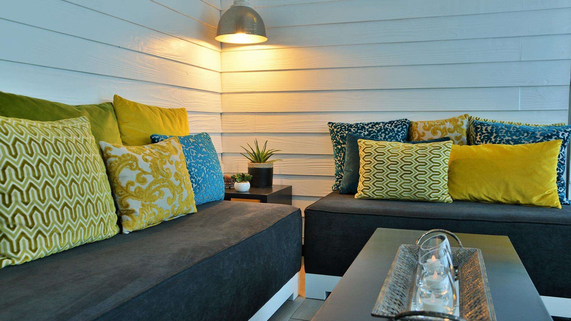 Peninsula All-Suite Hotel