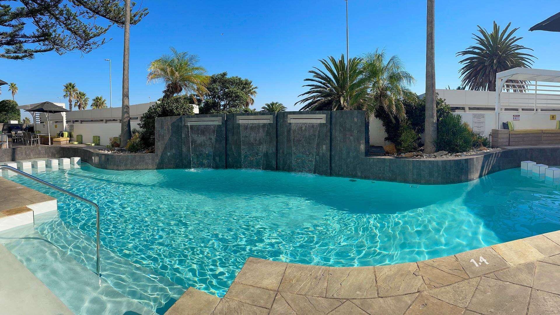 Peninsula All-Suite Hotel