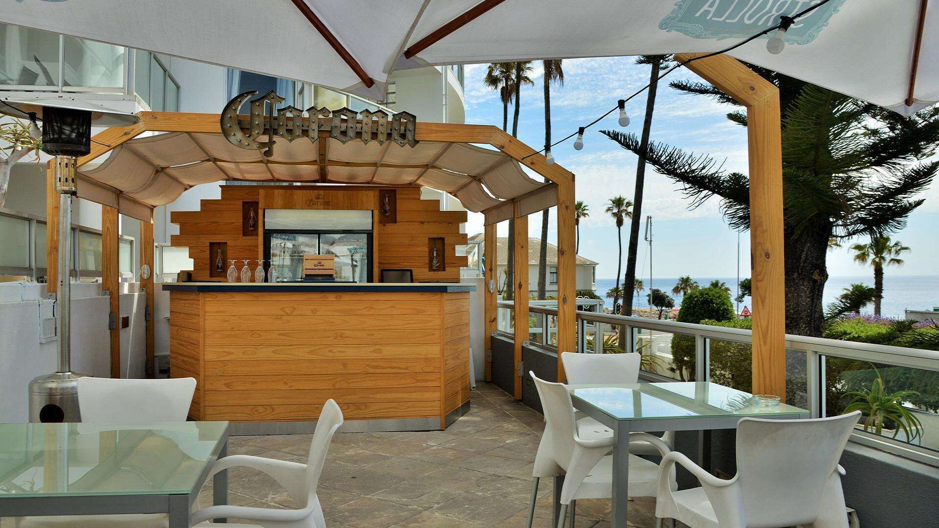 Peninsula All-Suite Hotel