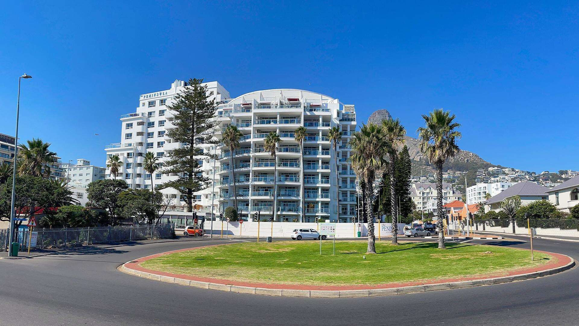 Peninsula All-Suite Hotel