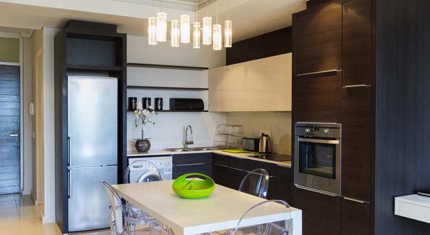 The Residences Crystal Towers