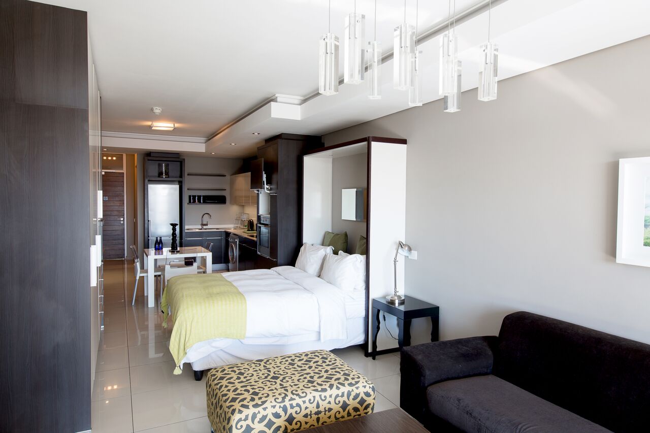 The Residences Crystal Towers