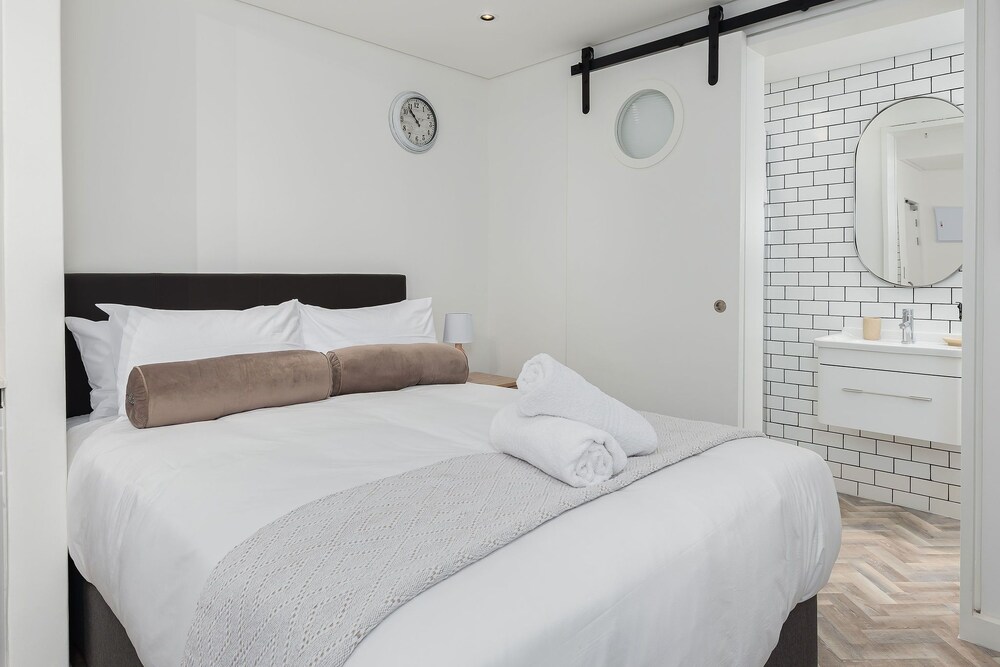 Tuynhuys Luxury Serviced Apartments