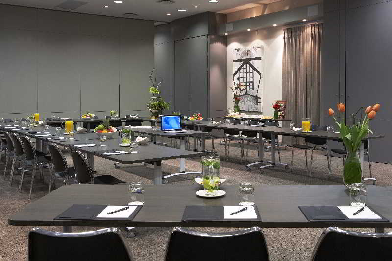 Victoria & Alfred Hotel by Newmark