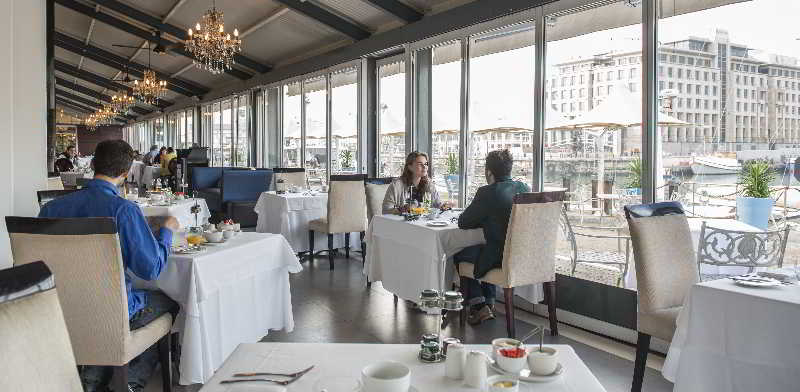 Victoria & Alfred Hotel by Newmark