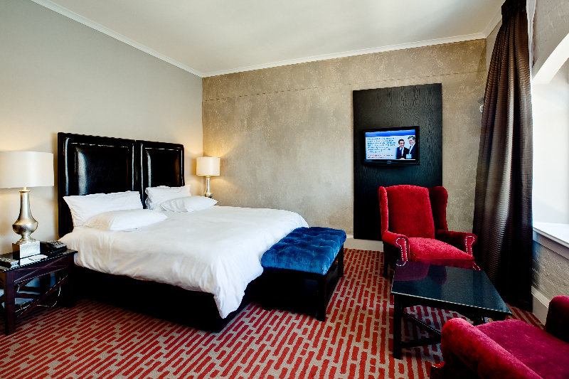 Victoria & Alfred Hotel by Newmark