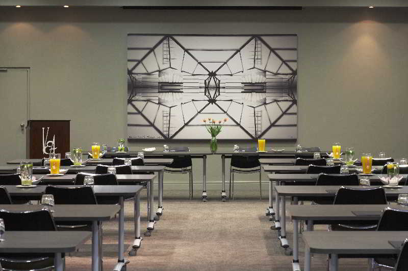 Victoria & Alfred Hotel by Newmark