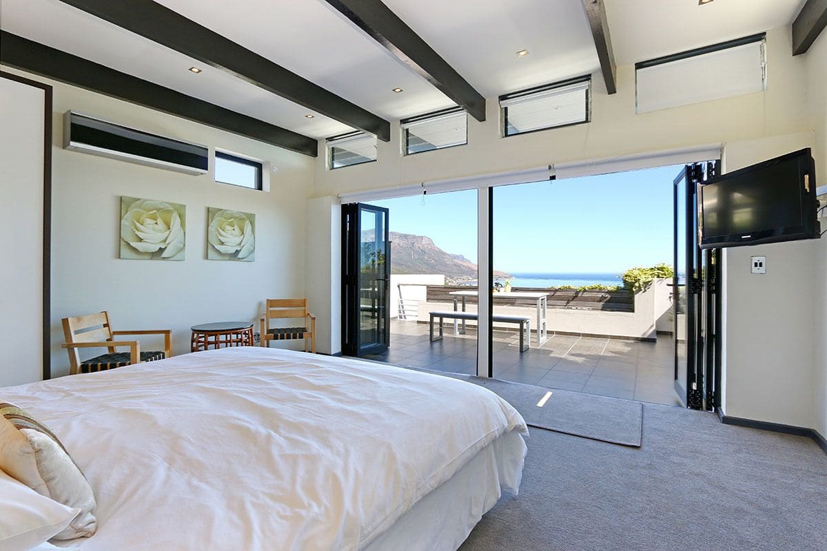 Villa Aqua