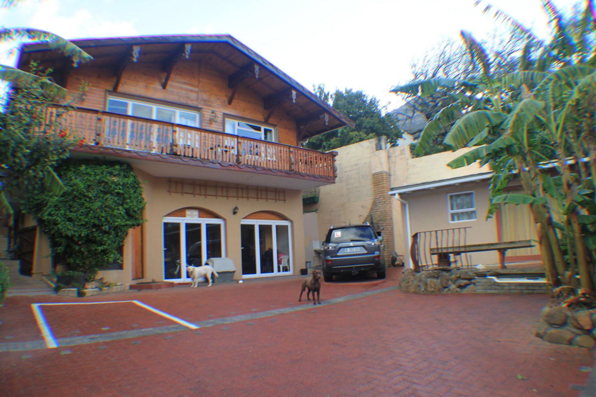 VIP Cape Lodge
