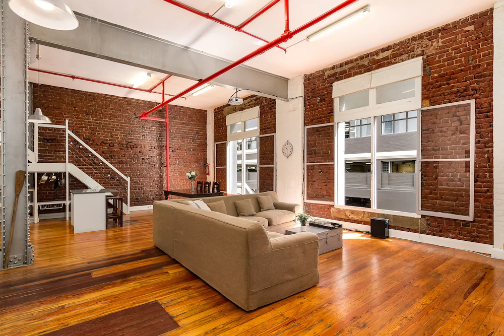 Wolroy House Apartments
