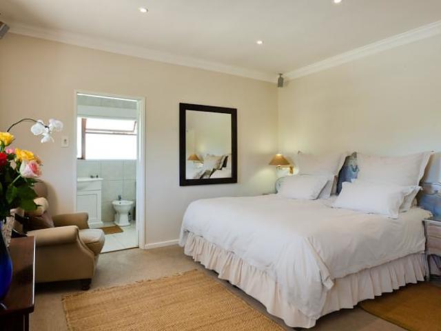 Lebonheur Guesthouse