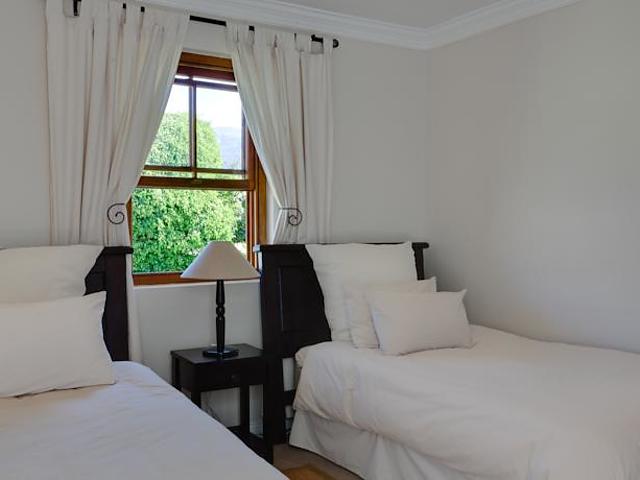 Lebonheur Guesthouse