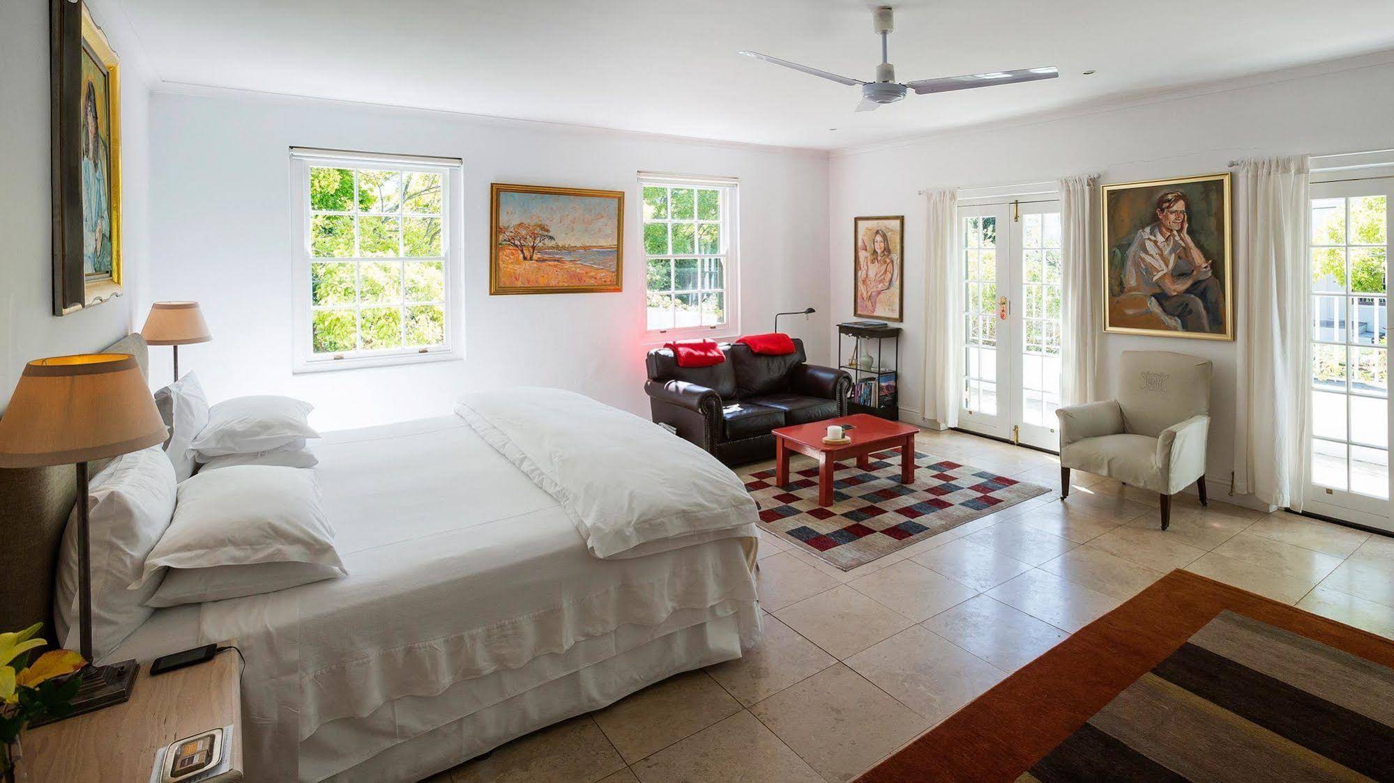 Akademie Street Boutique Hotel & Guesthouses