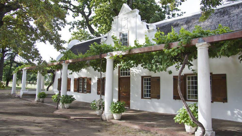 Lekkerwijn Historic Country Guest House