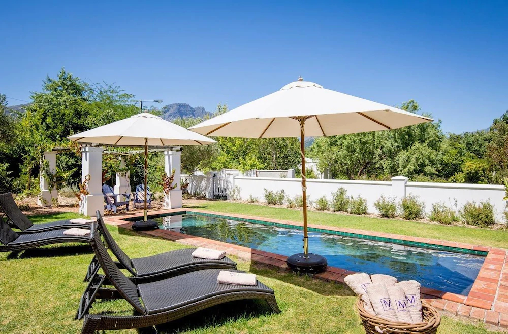 Macaron Boutique Guest House