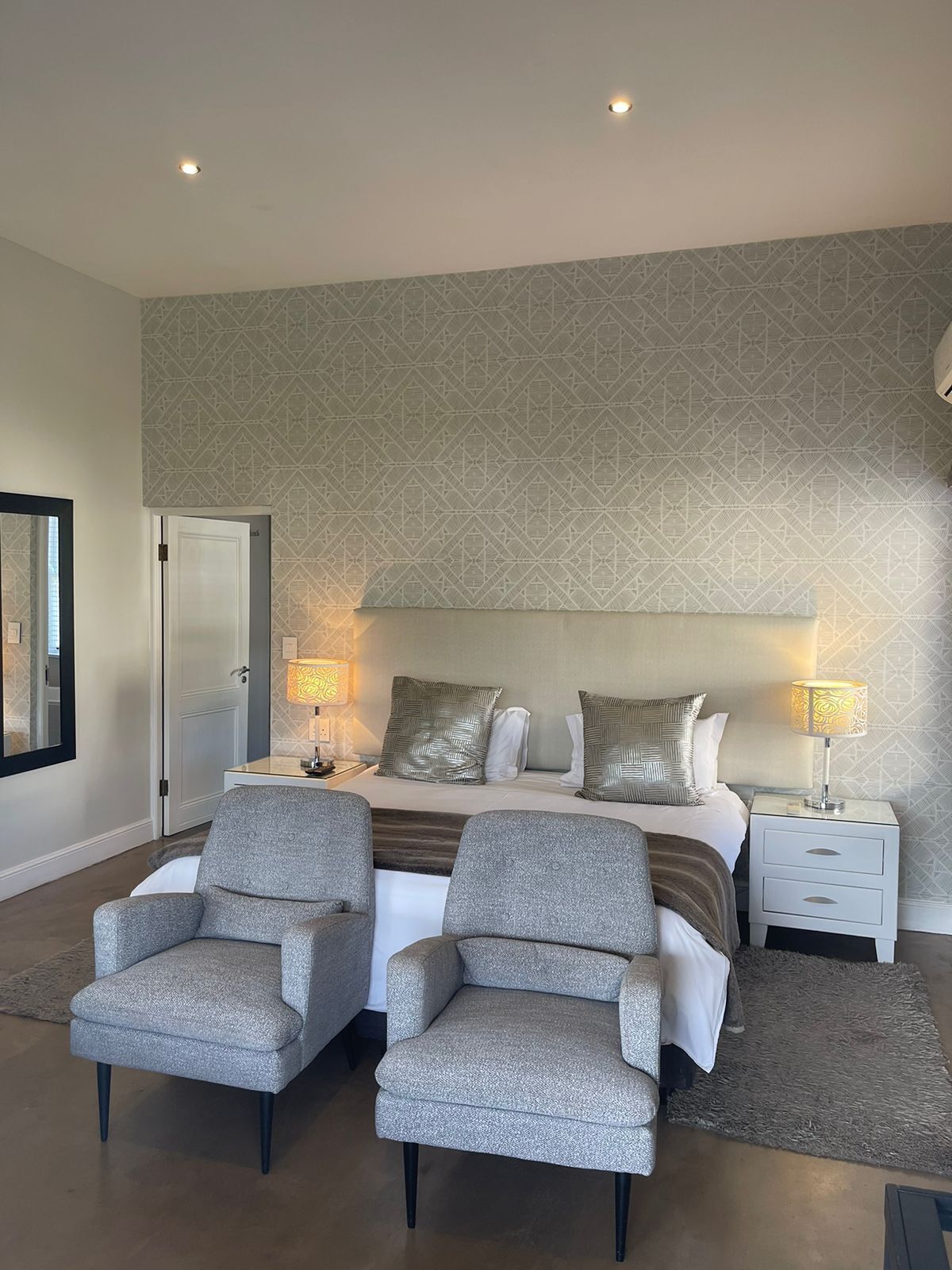 Plumwood Boutique Hotel