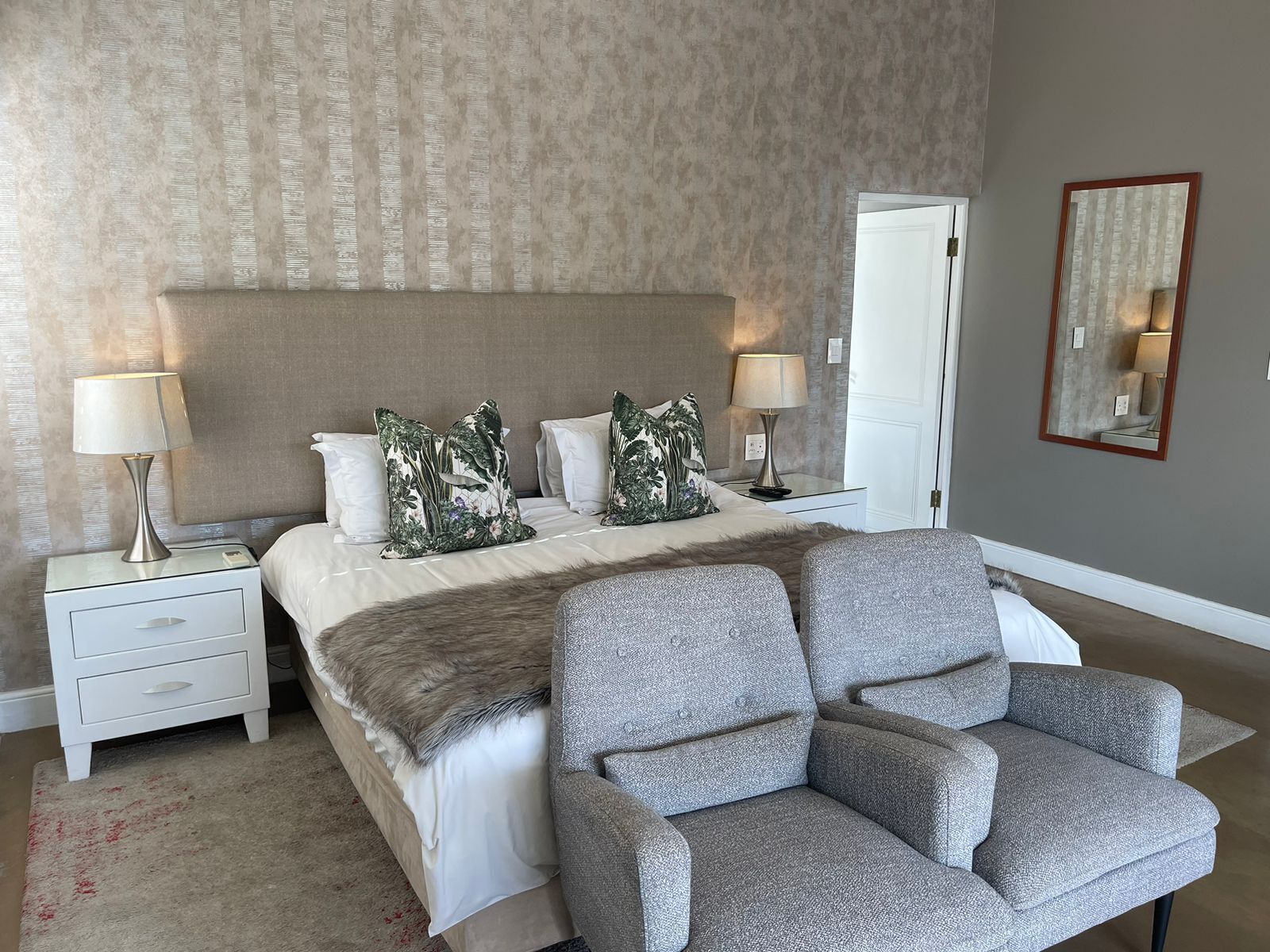 Plumwood Boutique Hotel