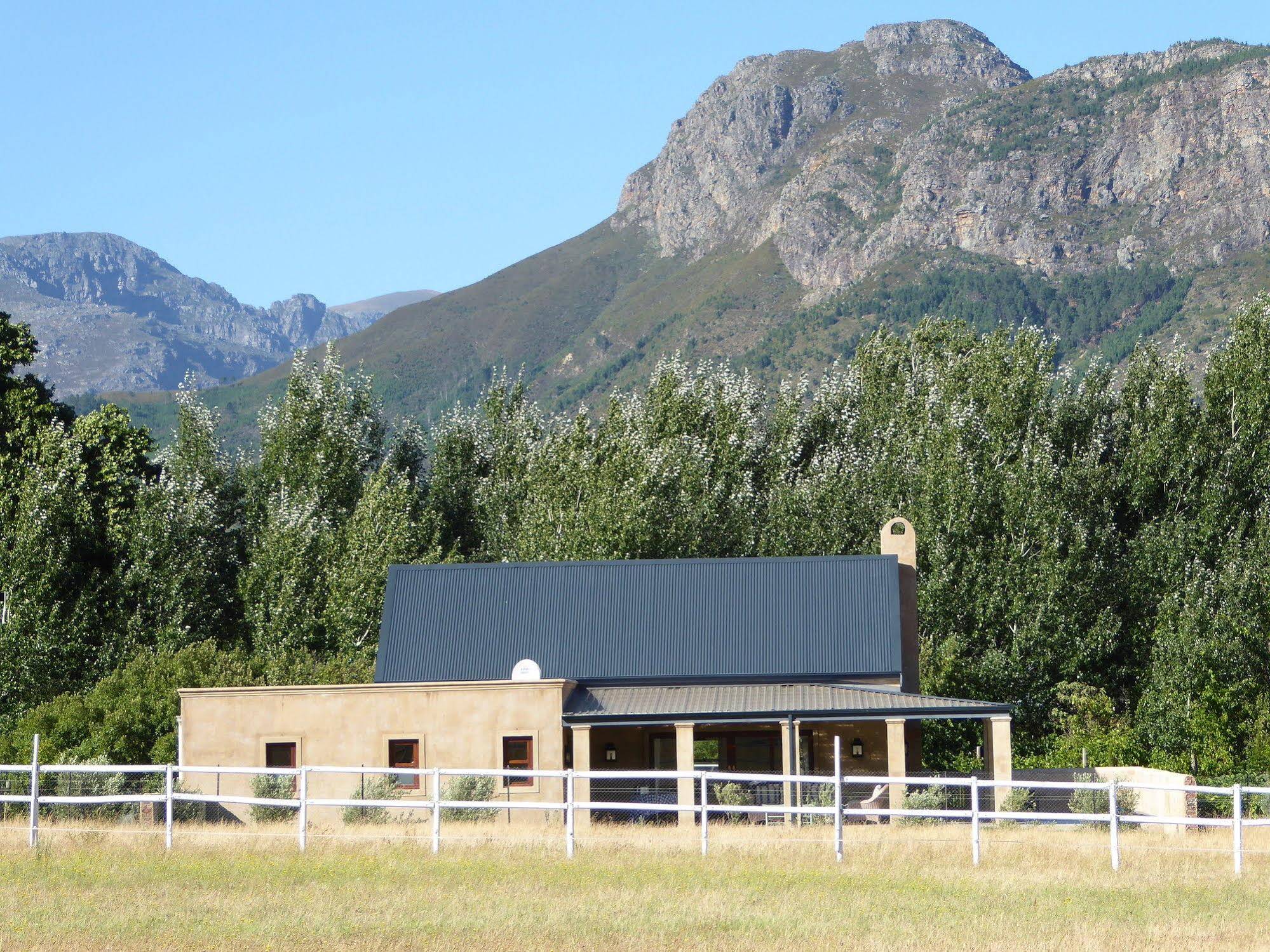 Saddlebrook Cottage