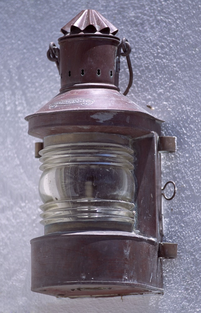 Manor on the Bay Guest House And Conference Centre