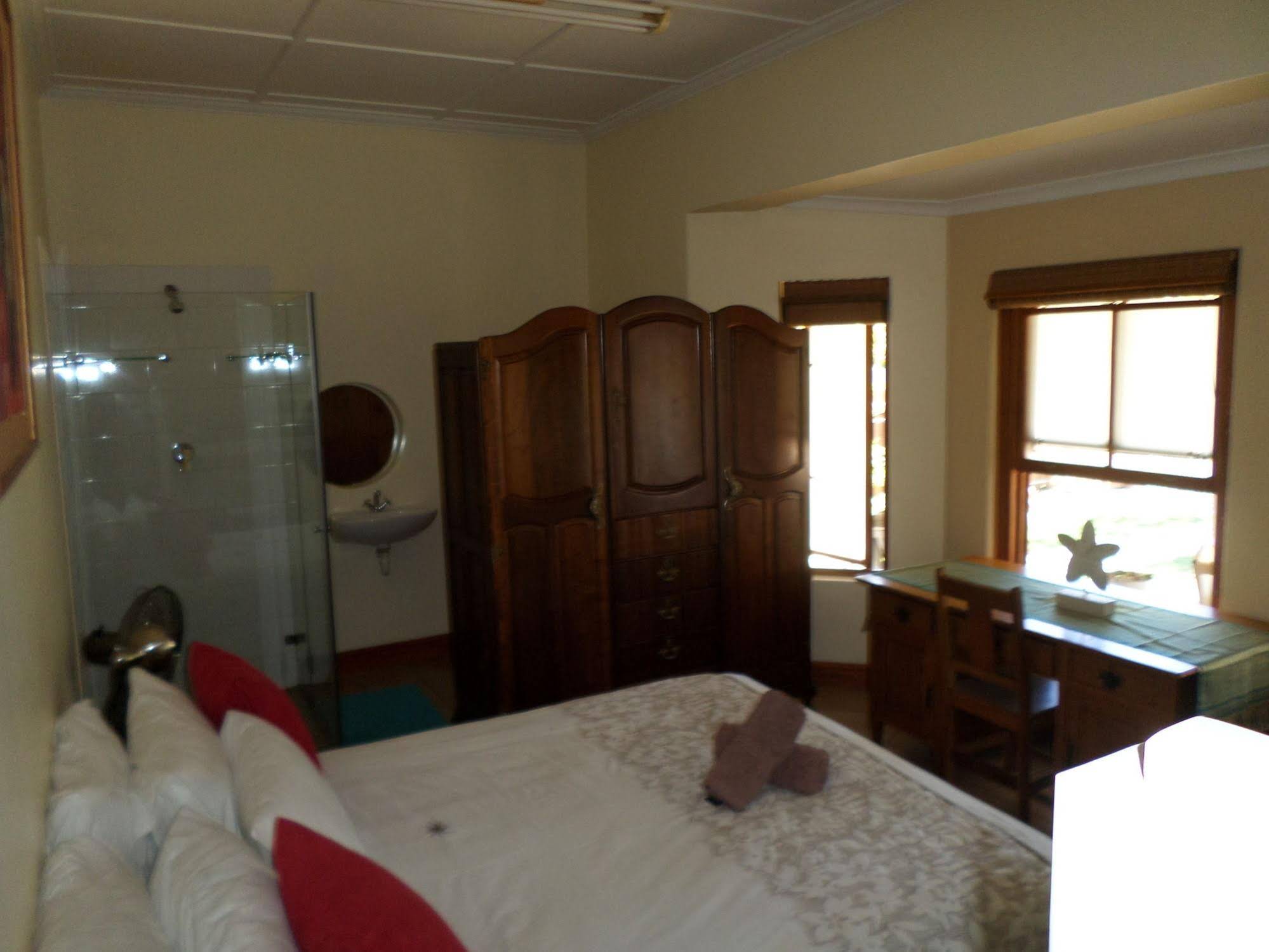 Bedrock Guest Studios