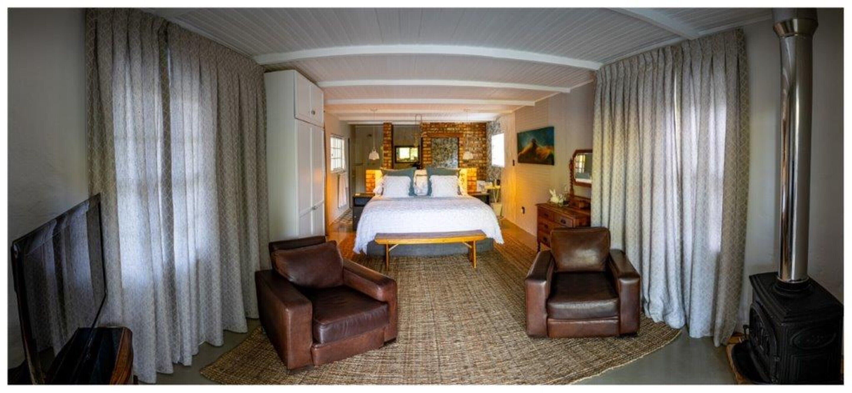 Oak Falls Accomodation