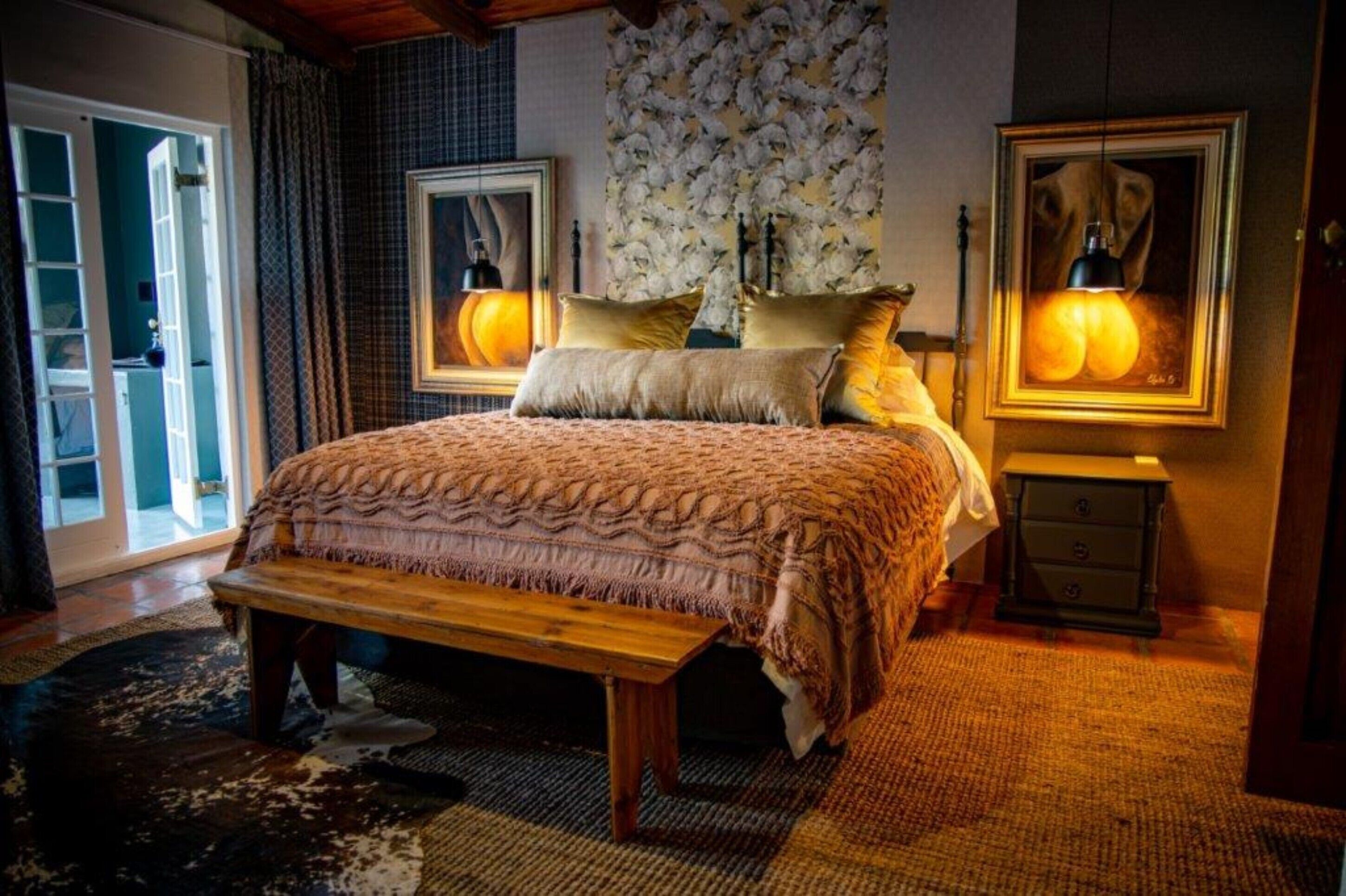 Oak Falls Accomodation