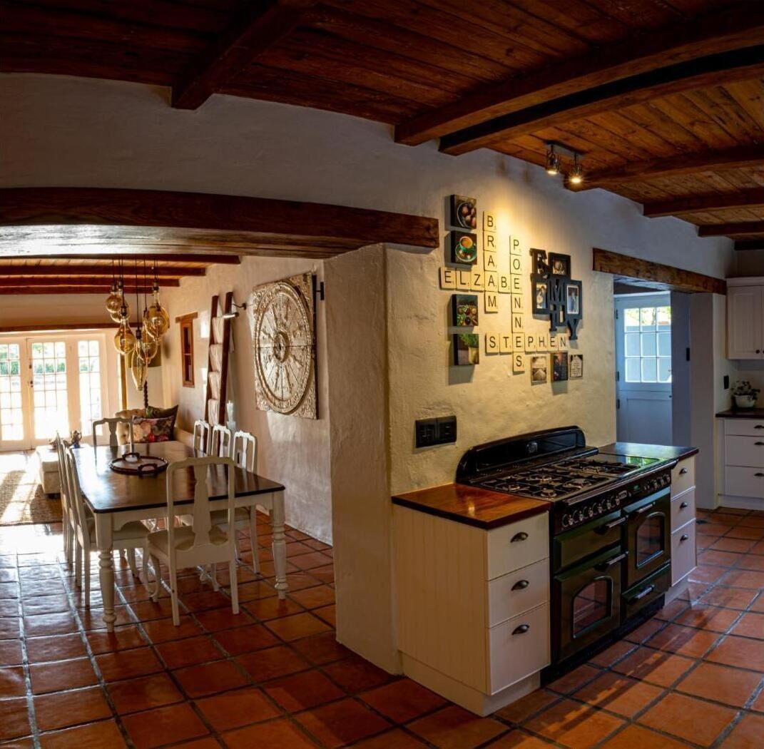 Oak Falls Accomodation