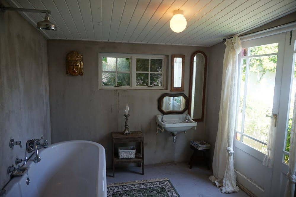 Riverstone House