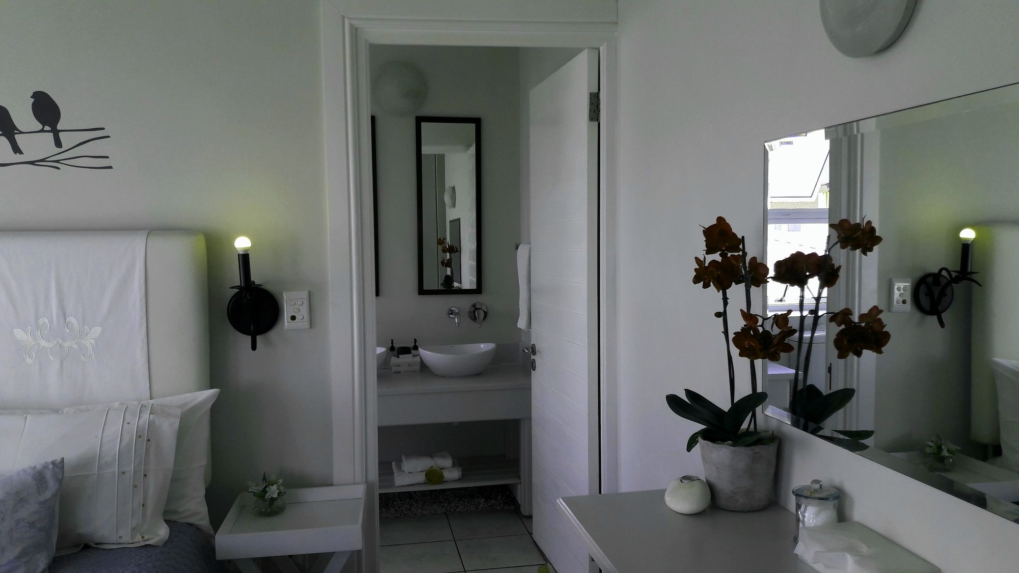 138 Marine Beachfront Guesthouse