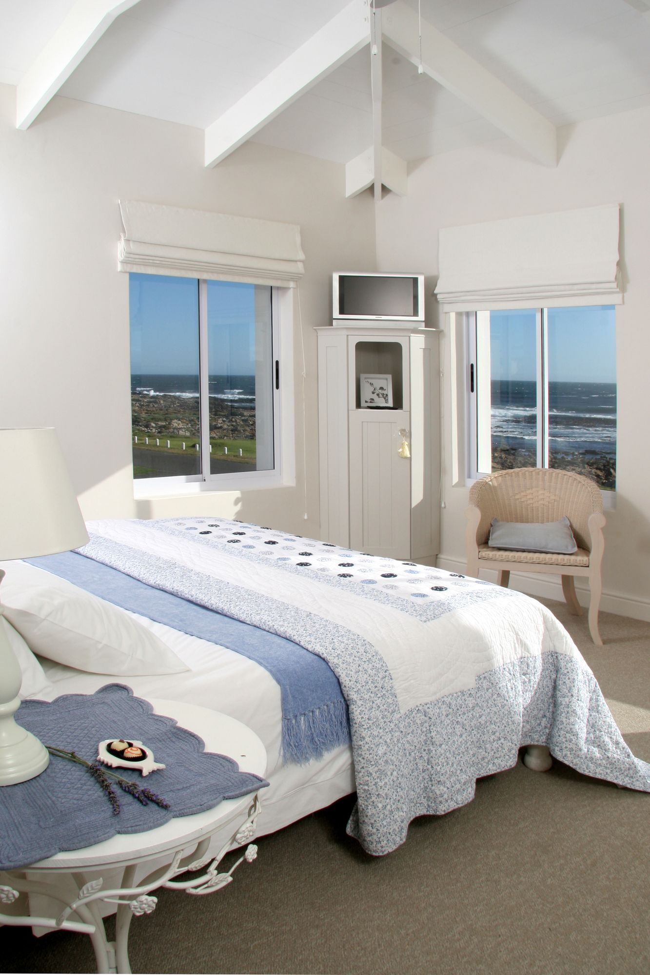 138 Marine Beachfront Guesthouse