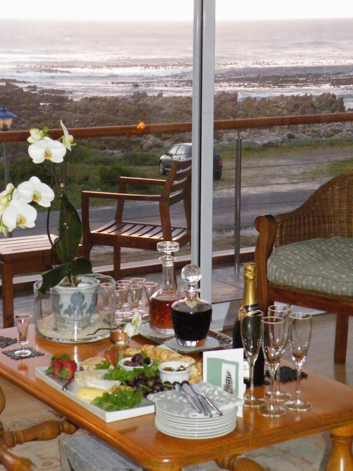 138 Marine Beachfront Guesthouse