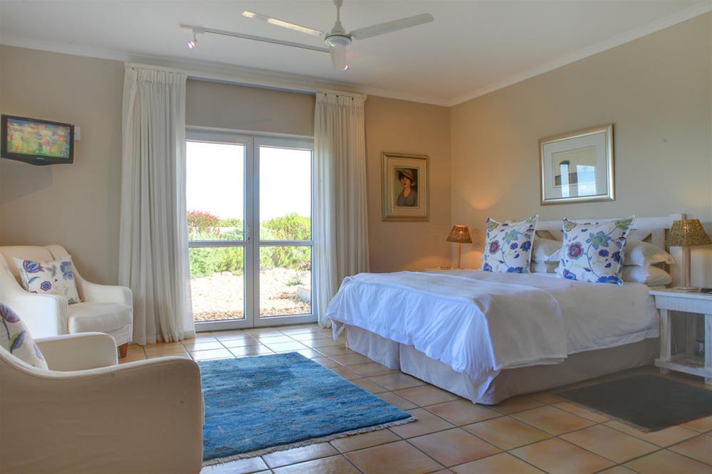 Abalone Guest Lodge