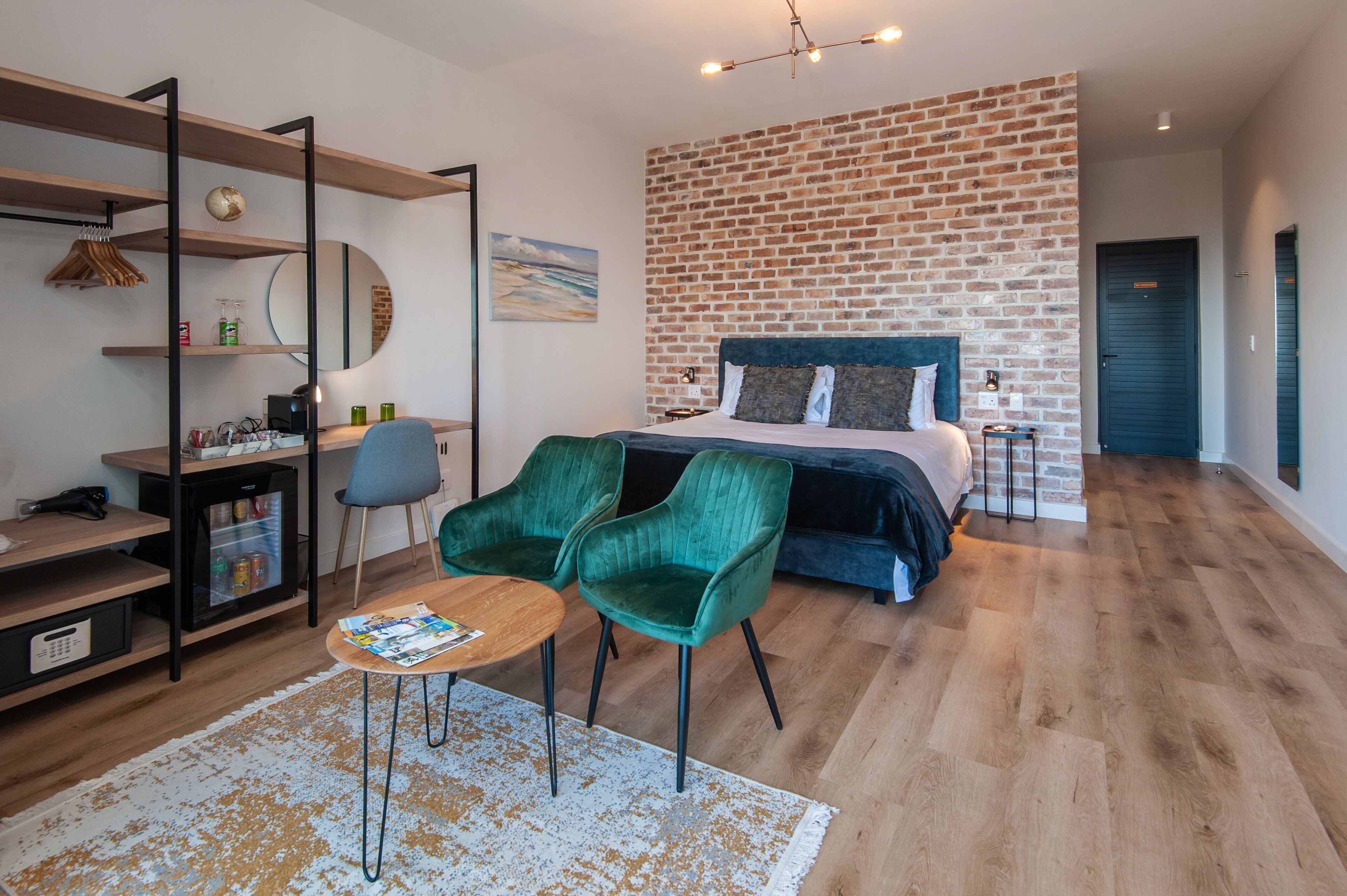 Glow Boutique Suites