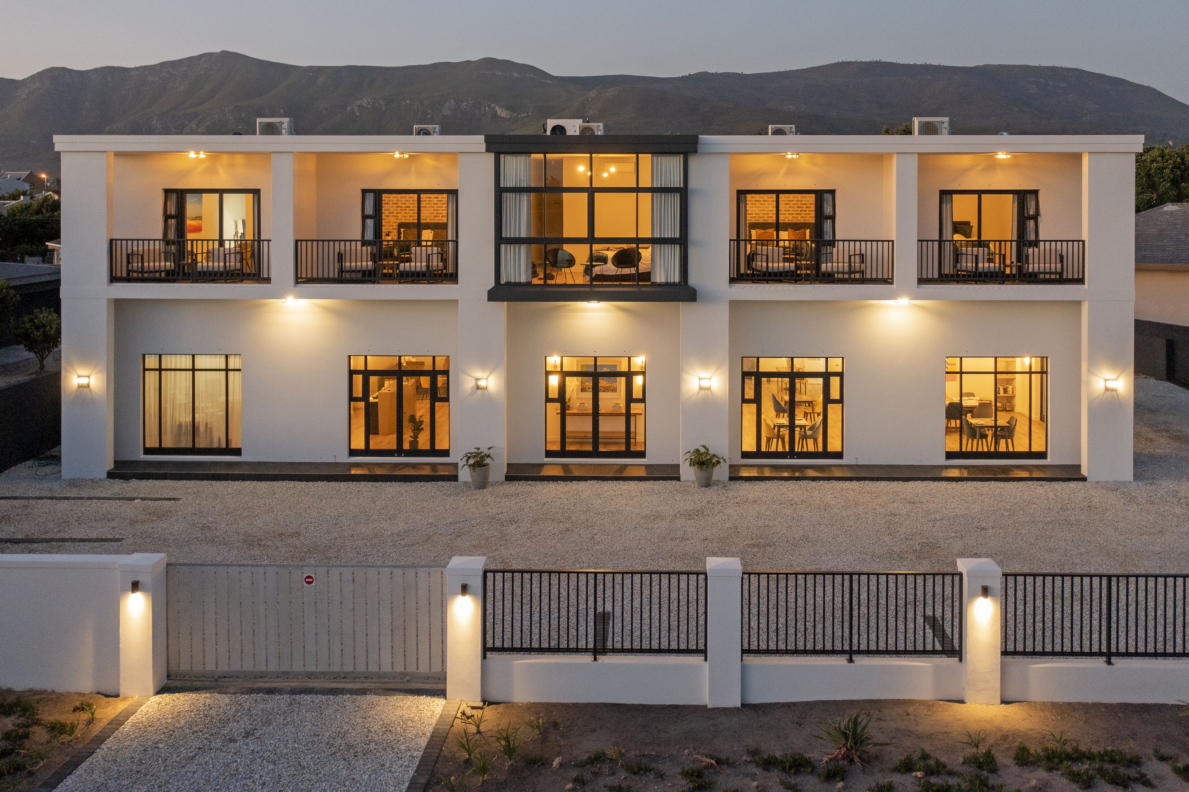 Glow Boutique Suites