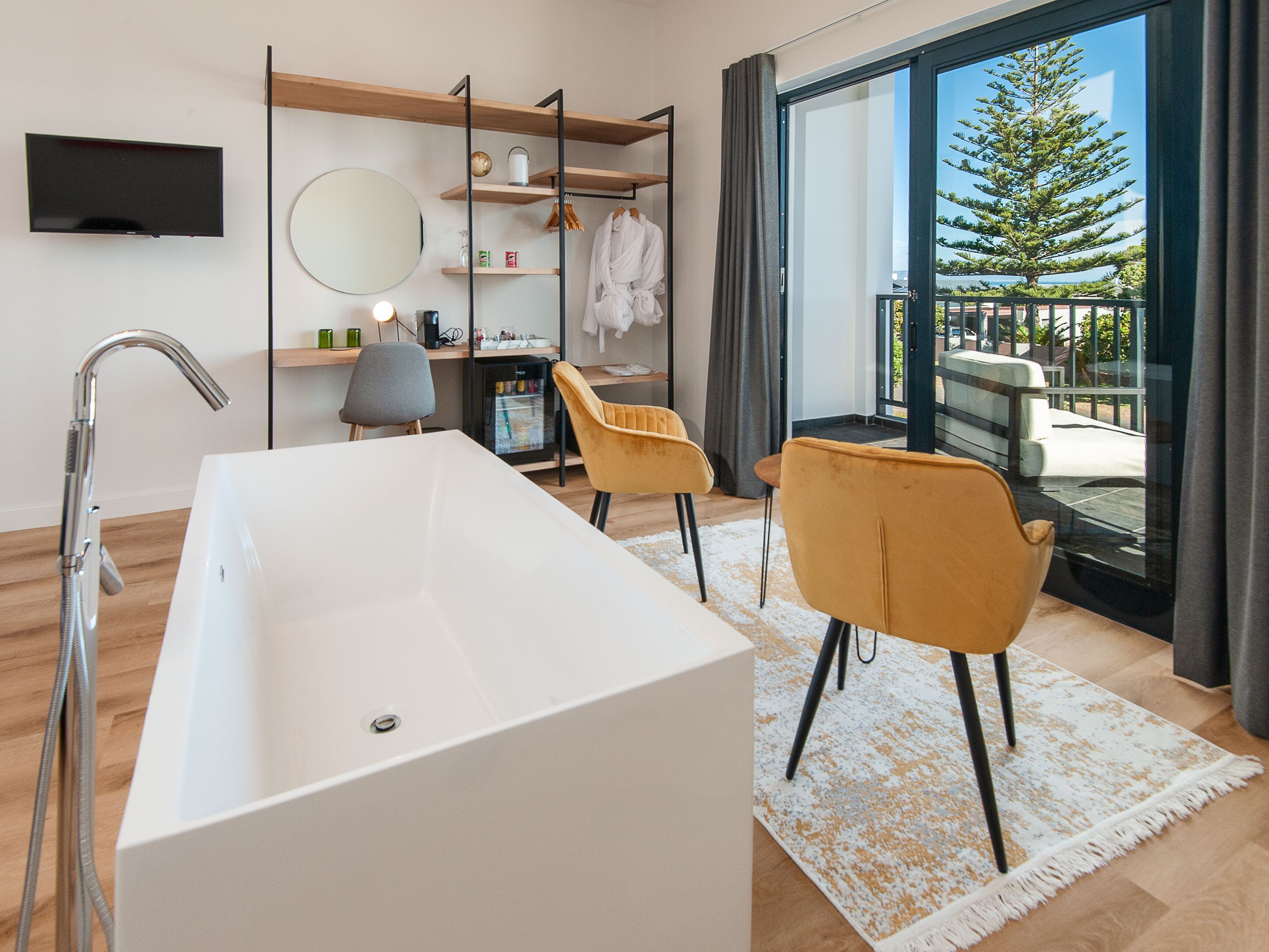 Glow Boutique Suites