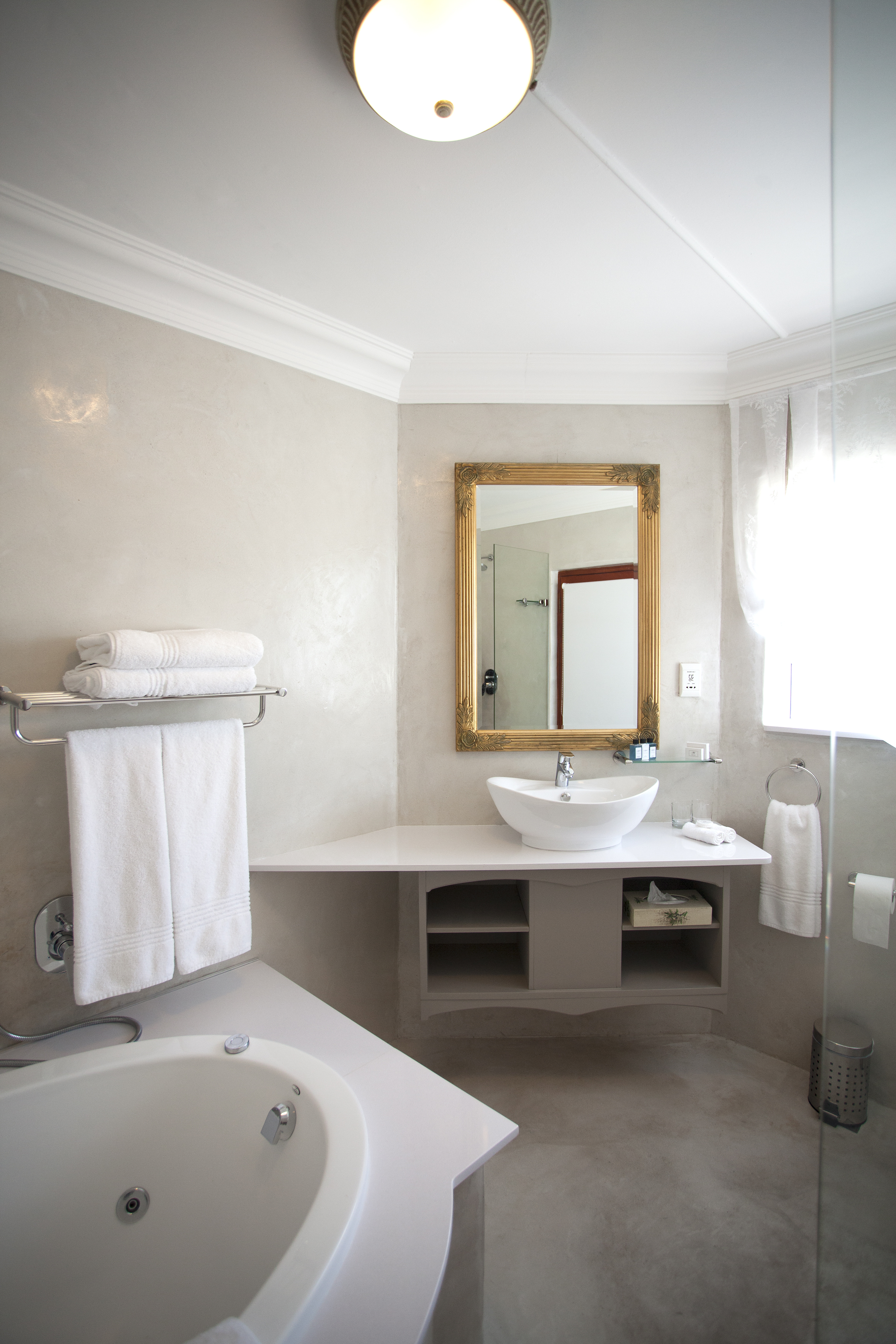 Hermanus Guest House