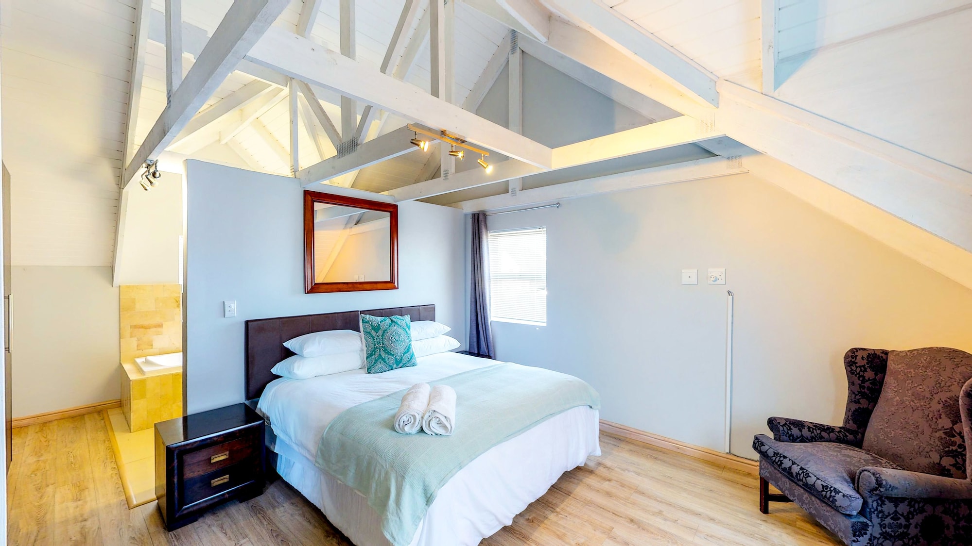Hermanus Longboat Sea Cottage
