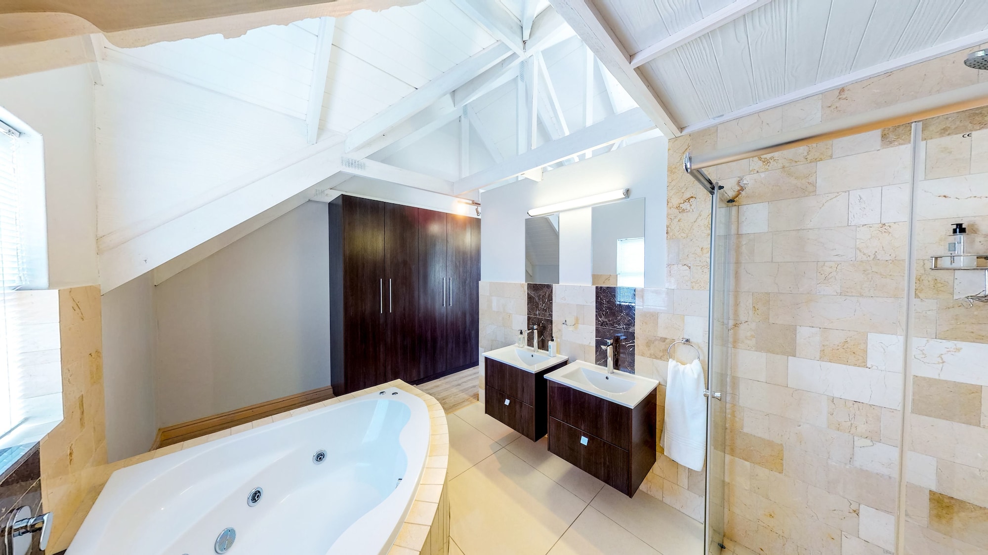 Hermanus Longboat Sea Cottage