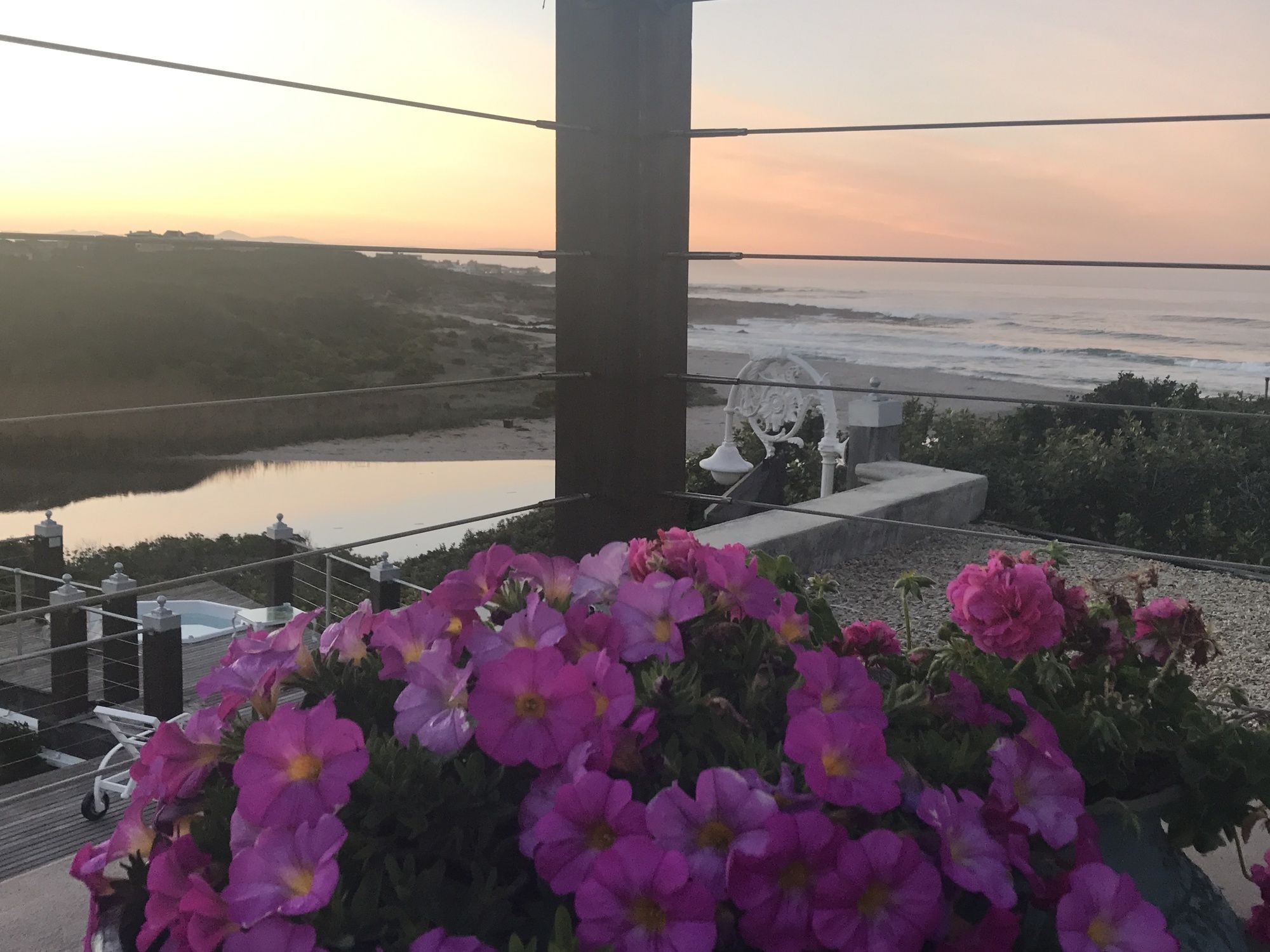 Kennedy's Beach Villa