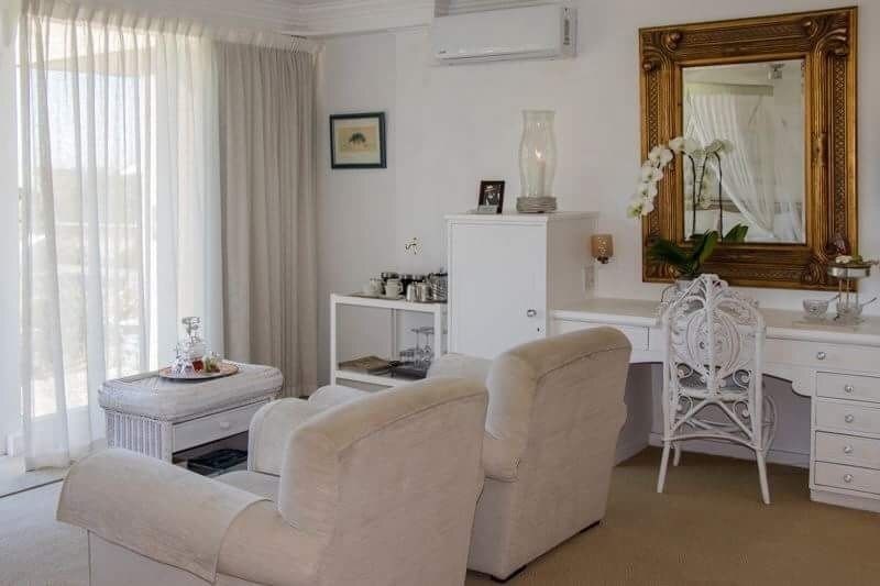 Kennedy's Beach Villa