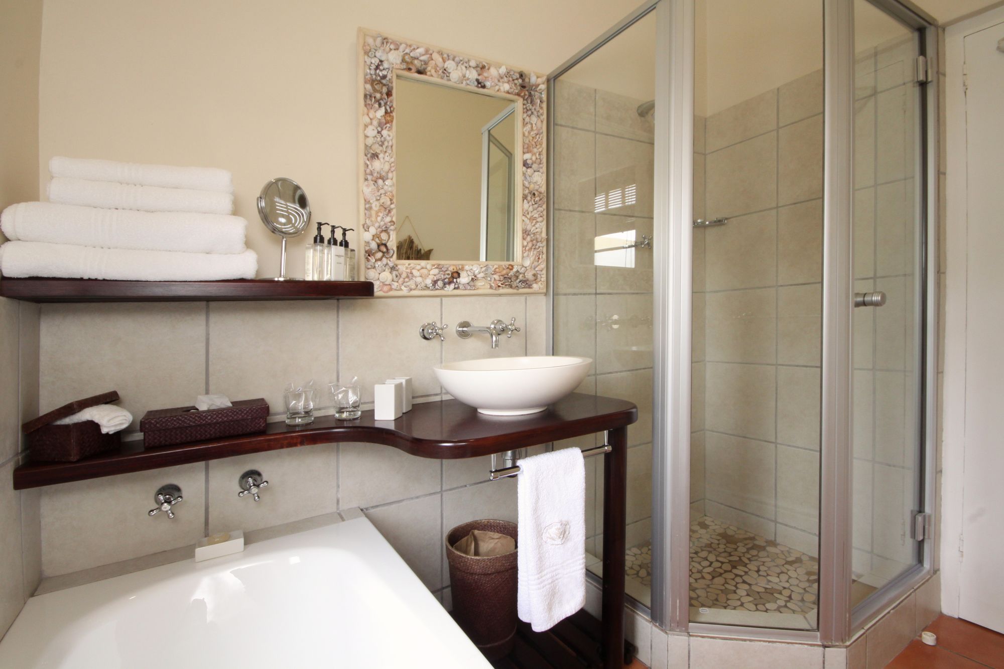 Lavender Manor Guest Lodge